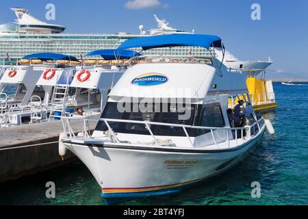 Bateaux sur l'île de Cozumel, Quintana Roo, Mexique Banque D'Images