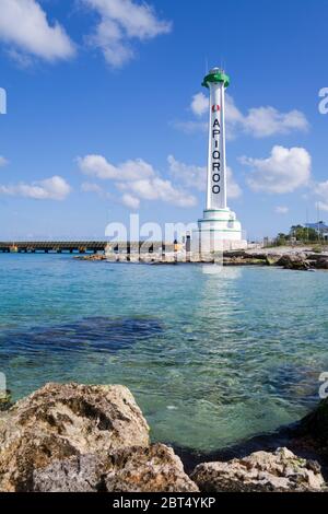 Phare de Caletita sur l'île de Cozumel, Quintana Roo, Mexique Banque D'Images