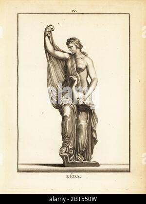 Statue de Léda, princesse Étolienne plus tard, la Reine de Sparte, séduite par Zeus sous la forme d'un cygne. La gravure sur cuivre par David Francois-Anne de musée de Florence, ou Collection des pierres Gravees, statues, médailles, Chez F.A. David, Paris, 1787. David (1741-1824) a appelé et gravé les illustrations sur la base de statues romaines, médailles et pierres gravées dans la collection du musée de Florence et le cabinet de curiosités du Grand-duc de Toscane. Banque D'Images