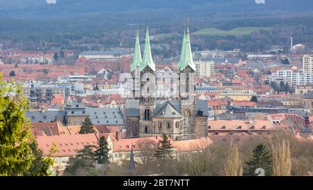 Vue sur la ville de Bamberg avec Bamberger Dom (cathédrale) au milieu. La vieille ville, dont la cathédrale, est un patrimoine mondial de l'UNESCO depuis 1993. Banque D'Images