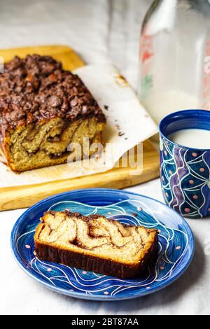 Babka au chocolat maison Banque D'Images