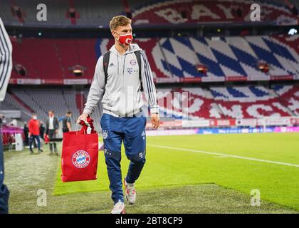 Muenchen, Allemagne, 23. Mai 2020, Joshua KIMMICH, FCB 32 beim Spiel 1.Bundesliga FC BAYERN MUENCHEN - EINTRACHT FRANKFURT 5-2 in der saison 2019/2020 am 27.Spieltag. © Peter Schatz / Pool / Alay Live News - LES RÉGLEMENTATIONS DFL INTERDISENT TOUTE UTILISATION de PHOTOGRAPHIES comme SÉQUENCES D'IMAGES et/ou QUASI-VIDÉO - agences de presse nationales et internationales HORS usage éditorial SEULEMENT Banque D'Images