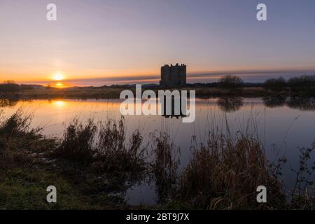 Château de Treave au crépuscule en automne, près du château Douglas, Dumfries & Galloway, Écosse Banque D'Images