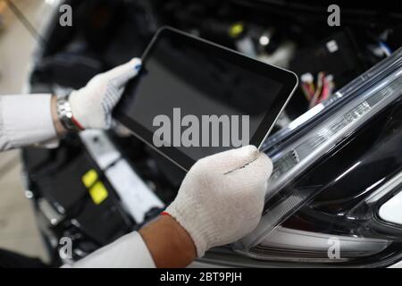 Tablette de maintien mécanique pour diagnostiquer l'état automatique Banque D'Images