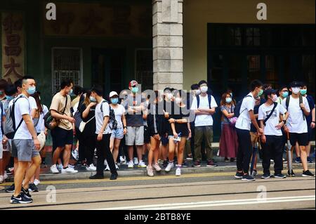 Hong Kong, Chine. 24 mai 2020. Des milliers de manifestants se rassemblent pacifiquement contre les projets de la Chine d'imposer une nouvelle loi de sécurité à Hong Kong. Ici, les manifestants défileront de Causeway Bay à WAN Chai dans la plus grande manifestation depuis le déclenchement du Covid-19. Credit: Gonzales photo/Alamy Live News Banque D'Images