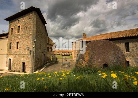 Forteresse de Jaca sous un ciel nuageux dans la province de Huesca en Espagne Banque D'Images