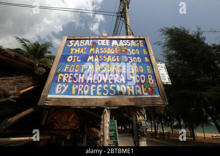 Un magasin de maçon thaïlandais à la baie des dauphins au parc national Khao sam roi Yot au sud de la ville de Hua Hin en Thaïlande. Thaïlande, Hua Hin, novembre 2 Banque D'Images