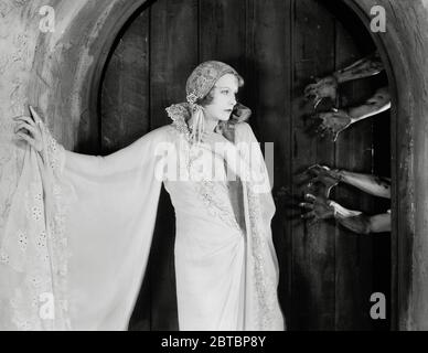 L'actrice suédoise Greta Garbo (rétrospective), (née le 18 septembre 1905, décédée le 15 avril 84 à l'âge de 1926 ans) dans son deuxième film en Amérique 'The Temptress' ( ) MGM. Photo de Ruth Harriet Louise / référence du dossier # 34000-073THA Banque D'Images