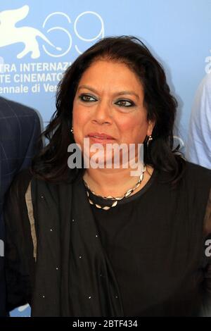 VENISE, ITALIE - 29 AOÛT : Mira Nair participe à la photocall fondamentaliste réticente lors du 69e Festival du film de Venise le 29 août 2012 à Venise Banque D'Images