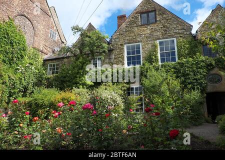 Le Crook Hall est un refuge tranquille à proximité du centre-ville de Durham, dans le nord-est de l'Angleterre Banque D'Images