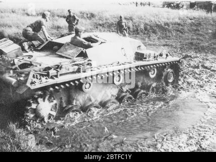 Le char de reconnaissance Sturmgeschütz opération Barbarossa - invasion allemande de la Russie, 1941 - 15e Division d'infanterie de la division Thuringe-Kurhessen Banque D'Images