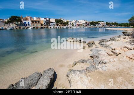 Es Riueto et sa Capella, Porto Colom, Felanitx, Majorque, Iles Baléares, Espagne. Banque D'Images