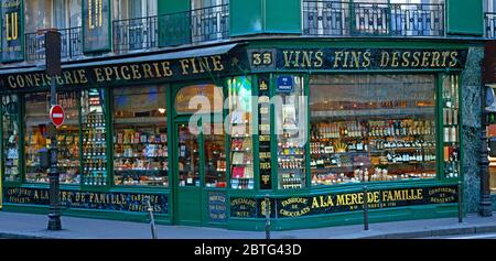 Boutique Old Grocer, Paris, France Banque D'Images