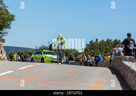 Col du serre de Tourre, France - juillet 15,2016 : le cycliste croate Robert Kiserellvski de Tinkoff, qui fait le tour de l'équipe pendant une période d'essai individuelle Banque D'Images