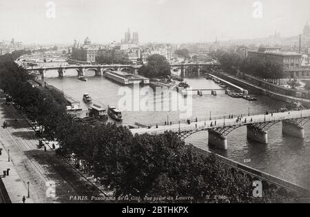 Photographie du XIXe siècle - panorama de la ville de Paris sur la Seine, prise du Louvre. Banque D'Images