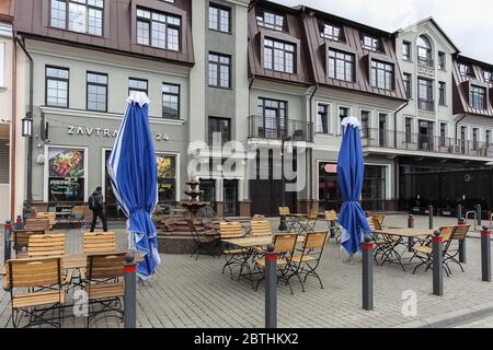 MINSK, BÉLARUS - 22 MAI 2020 : rue de fête vide Zybitskaya à Minsk Banque D'Images