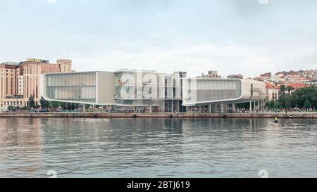 Botín Centre est un centre d'art situé dans la ville de Santander (Cantabria, Espagne) dépendant de la Fondation Botín. Banque D'Images