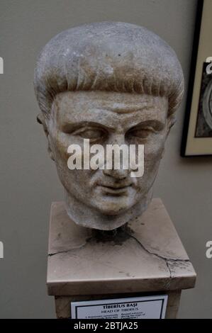 Chef de l'empereur Tiberius - Musée archéologique d'ISTANBUL - détroit du Bosphore - TURQUIE Banque D'Images