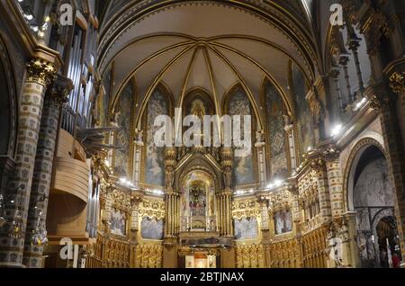 Notre Dame de Montserrat ou la Vierge de Montserrat est un titre de marial associé à une statue de la Vierge à l'enfant. Banque D'Images