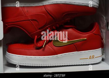 nike semelle blanche