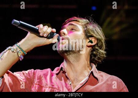 Asiago (VI, Italie. asiago 2019 (vi), Italie, Piazza Carli, 09 août 2019, Alvaro Soler pendant - - crédit: LM/Mimmo Lamacchia crédit: Mimmo Lamacchia/LPS/ZUMA Wire/Alamy Live News Banque D'Images