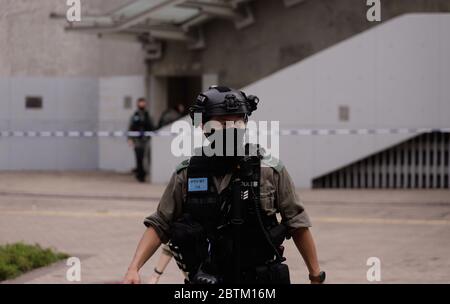 Hong Kong, CHINE. 27 mai 2020. Police anti-émeute patrouilant à l'extérieur du siège du gouvernement à Admiralty Central.May-27, 2020 Hong Kong.ZUMA/Liau Chung-ren crédit: Liau Chung-ren/ZUMA Wire/Alay Live News Banque D'Images