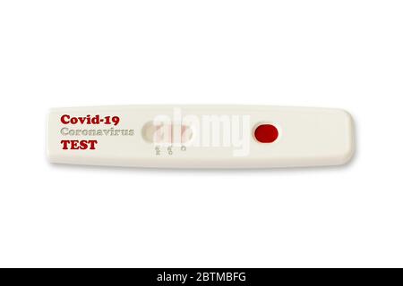 Test sanguin du CORONAVIRUS Covid-19 isolé sur fond blanc avec espace de copie. Concept de l'arrêt de la propagation DU CORONAVIRUS avec la distance sociale et la masse Banque D'Images