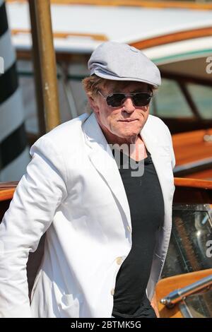 VENISE, ITALIE - SEPTEMBRE 06 : Robert Redford est vu au 69e Festival du film de Venise le 6 septembre 2012 à Venise, Italie Banque D'Images