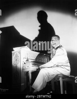 DOOLEY WILSON Portrait comme Sam à CASABLANCA 1942 réalisateur MICHAEL CURTIZ musique Max Steiner Warner Bros. Banque D'Images