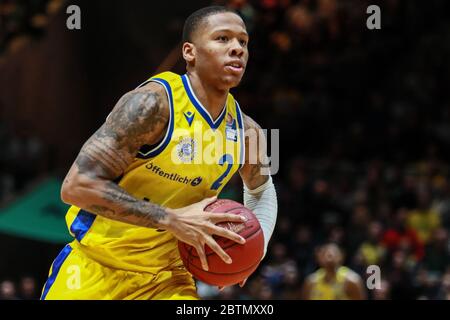 Braunschweig, Allemagne, 27 décembre 2019: Jairus Lyles de basket-ball Braunschweig en action pendant le match BBL Bundesliga Banque D'Images