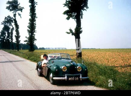 1952 Jowett Jupiter 1,5 photographié lors d'un voyage en France en 1963 Banque D'Images