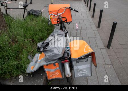 Post.nl Vélo à Amsterdam, pays-Bas 22 mai 2020 Banque D'Images