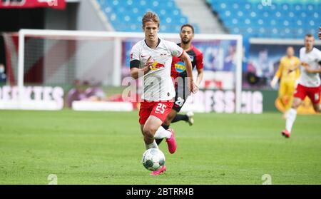 Leipzig, Allemagne. 27 mai 2020. Dani Olmo, action individuelle firo, football: 27 mai 2020 1.Bundesliga, saison 19/20 2019/2020 28e match: RB Leipzig - Hertha BSC, Berlin 2: 2 PICTURE POINT/Roger Petzsche/Pool/firo Sportphoto | usage dans le monde crédit: dpa/Alay Live News Banque D'Images