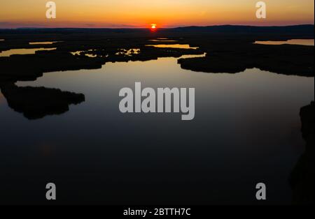 Lac de Velence en Hongrie vue aérienne en été. Banque D'Images