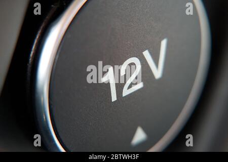 prise 12 volts d'une automobile Banque D'Images