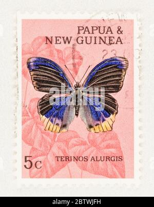 SEATTLE WASHINGTON - 25 mai 2020 : timbre de Papouasie et de Nouvelle-Guinée avec Terinos alurgis, papillon nymphalide. Scott # 212 Banque D'Images