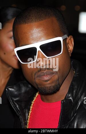 Kanye West à la première mondiale de 'Smokin' Aces', qui s'est tenue au Grauman's Chinese à Hollywood, CA. L'événement a eu lieu le jeudi 18 janvier 2007. Photo par: SBM / PictureLux- référence du fichier # 34006-1341SBMPLX Banque D'Images