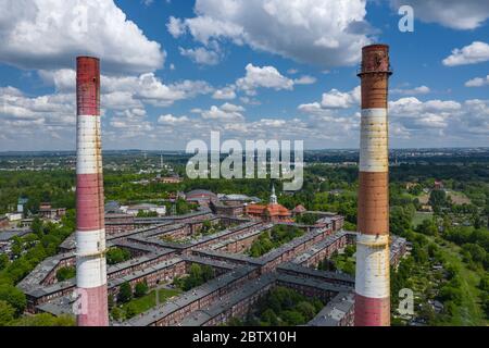 Vue aérienne sur Nikiszowiec, quartier historique de Katowice, haute Silésie, Pologne. Banque D'Images