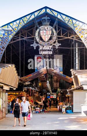 Marché alimentaire de Boqueria sans touristes pendant la pandémie Covid-19, Barcelone, Catalogne, Espagne Banque D'Images