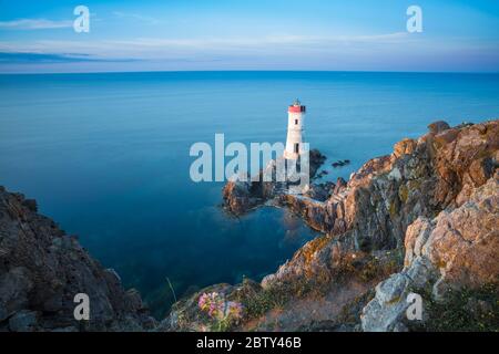Phare de Capo Ferro, Capo Ferro, Porto Cervo, Costa Smeralda, Sardaigne, Italie, Méditerranée, Europe Banque D'Images