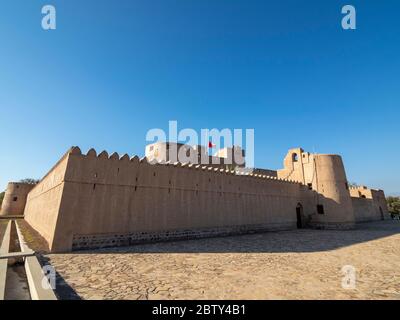 Vue extérieure du château de Jabreen, forteresse du XVIIe siècle près de Bahla, Sultanat d'Oman, Moyen-Orient Banque D'Images