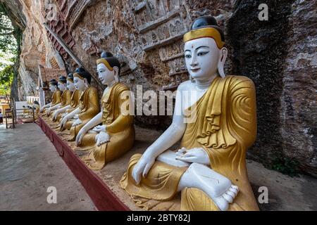 Grotte remplie de buddhas, grotte de Kawgun, hPa-an, Etat de Kayin, Myanmar (Birmanie), Asie Banque D'Images