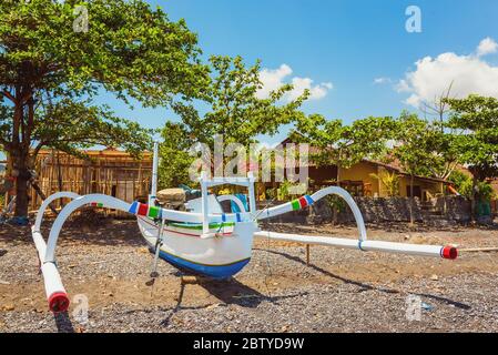 Bateaux traditionnels balinais à Amed, Bali, Indonésie Banque D'Images