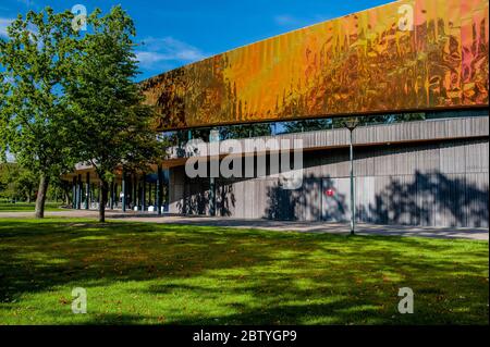 Sportcampus Zuiderpark, la Haye, pays-Bas. Est un centre sportif primé de 50 millions d'euros. Le campus sportif de 33,000 m2 a été conçu par arc Banque D'Images