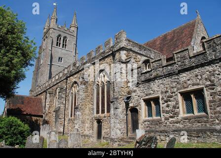 L'église Saint-Mildred du XIIe siècle à Tenterden, Kent, Angleterre, le 27 mai 2020. Banque D'Images