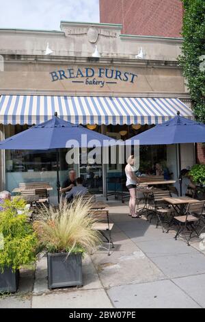 Bread Furst, boulangerie spécialisée dans le quartier Van Ness-Forest Hills à Washington, D.C., a ouvert ses portes en 2017 par Mark Furstenberg Banque D'Images