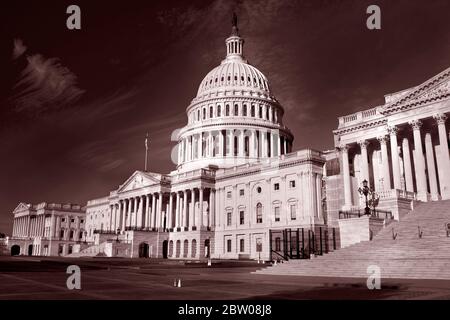 Le Capitole des États-Unis, First St se, Washington, DC 20004, États-Unis. Photographié en journée. Destination touristique américaine. Congrès des États-Unis Banque D'Images