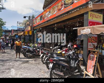 dh Rawai restaurants PHUKET THAÏLANDE Thai vélos à l'extérieur du restaurant café de fruits de mer Banque D'Images