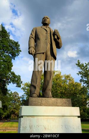 Statue de Martin Luther King, Kelly Ingram Park, quartier historique de la 4e Avenue, Birmingham, Alabama, États-Unis Banque D'Images