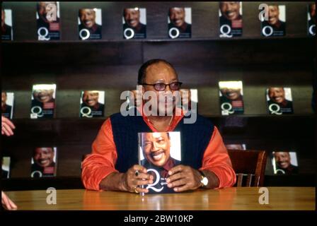 Événement de signature de livre Quincy Jones à Los Angeles, CA Banque D'Images